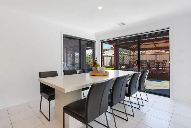 Sixth view of Homely house listing, 10 Napier Way, Narre Warren South VIC 3805