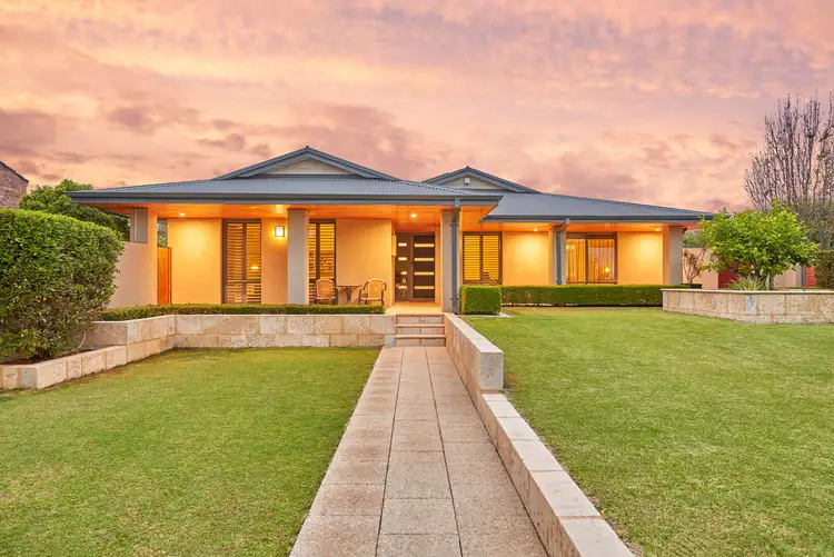 24 Fifth Avenue, Shelley WA 6148