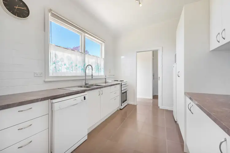 7 Elm Street, Tamworth NSW 2340