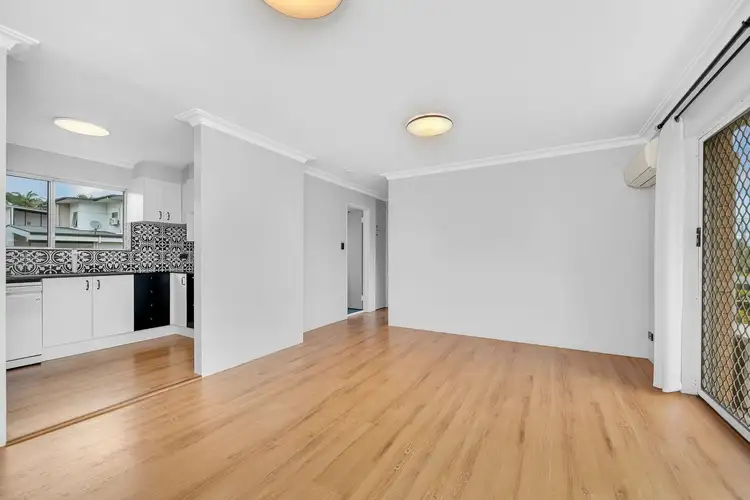 Second view of Homely unit listing, 2/27 Thorpe Street, Bulimba QLD 4171
