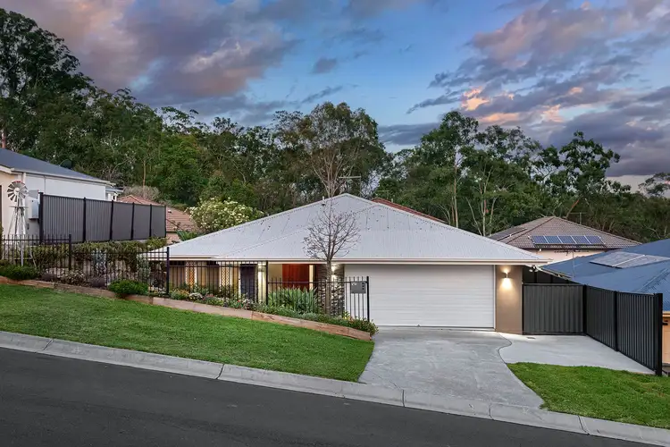 7 Grandview Place, Oxley QLD 4075