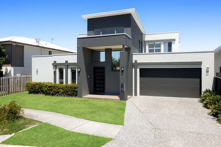 10 Bluff Street, Birtinya QLD 4575