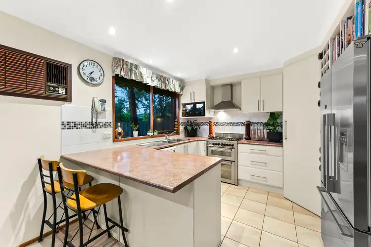 Sixth view of Homely house listing, 10 Lunn Court, Narre Warren VIC 3805