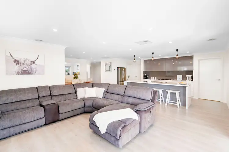 Sixth view of Homely house listing, 22 Barton Avenue, Lloyd NSW 2650