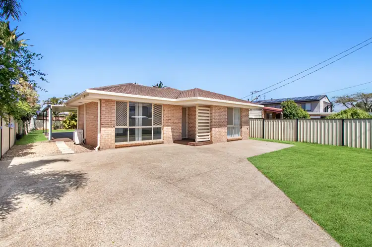 Second view of Homely house listing, 4 Hibiscus Street, Steiglitz QLD 4207