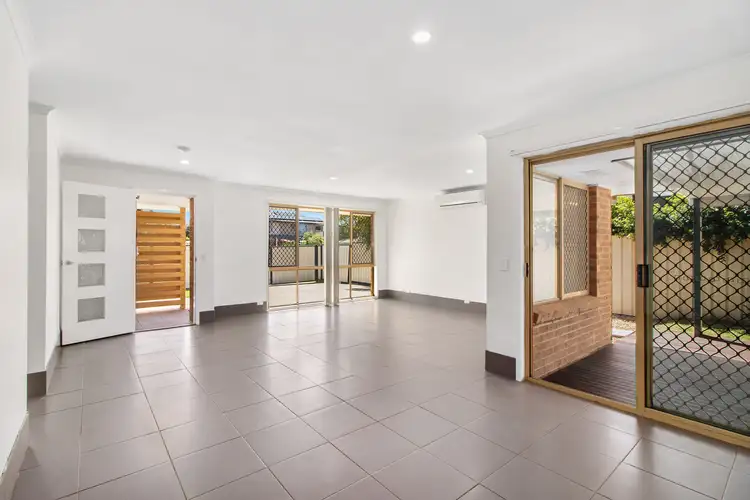 Sixth view of Homely house listing, 4 Hibiscus Street, Steiglitz QLD 4207