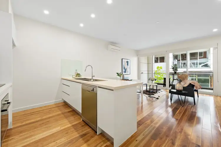 Fourth view of Homely house listing, 10/7 Hay Street, Box Hill South VIC 3128
