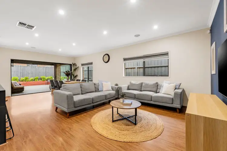 Second view of Homely house listing, 22 Gyrfalcon Way, Doreen VIC 3754