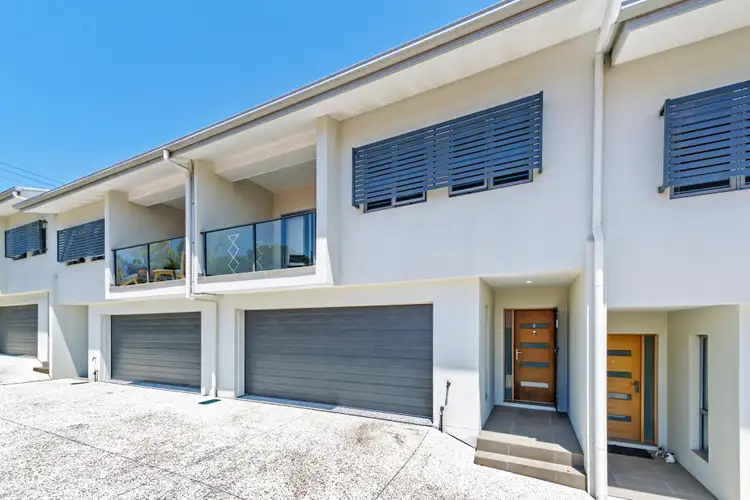3/43 Harley Street, Labrador QLD 4215