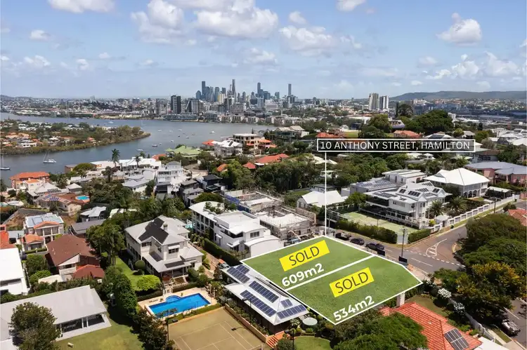10 Anthony Street, Hamilton QLD 4007
