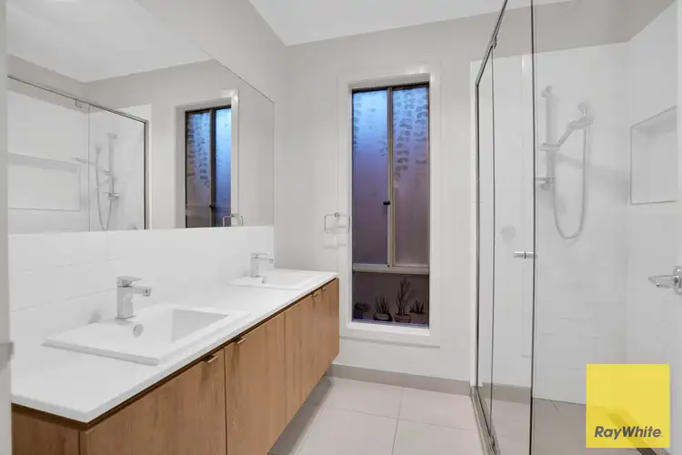 Sixth view of Homely house listing, 5 Nankeen Way, Tarneit VIC 3029