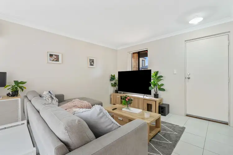 Fourth view of Homely townhouse listing, 3/37 Stradbroke Gardens, Ridgewood WA 6030