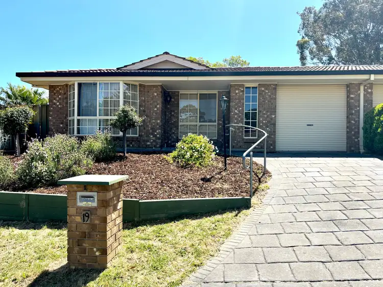 19 Musgrave Avenue, Aberfoyle Park SA 5159