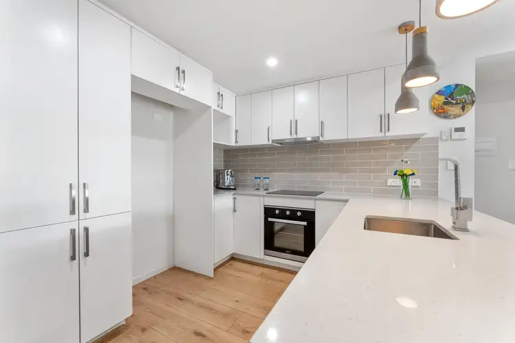 Sixth view of Homely unit listing, 2/30 High Street, Mount Gravatt QLD 4122