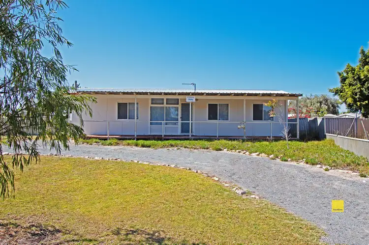 9 Hamersley Street, Jurien Bay WA 6516