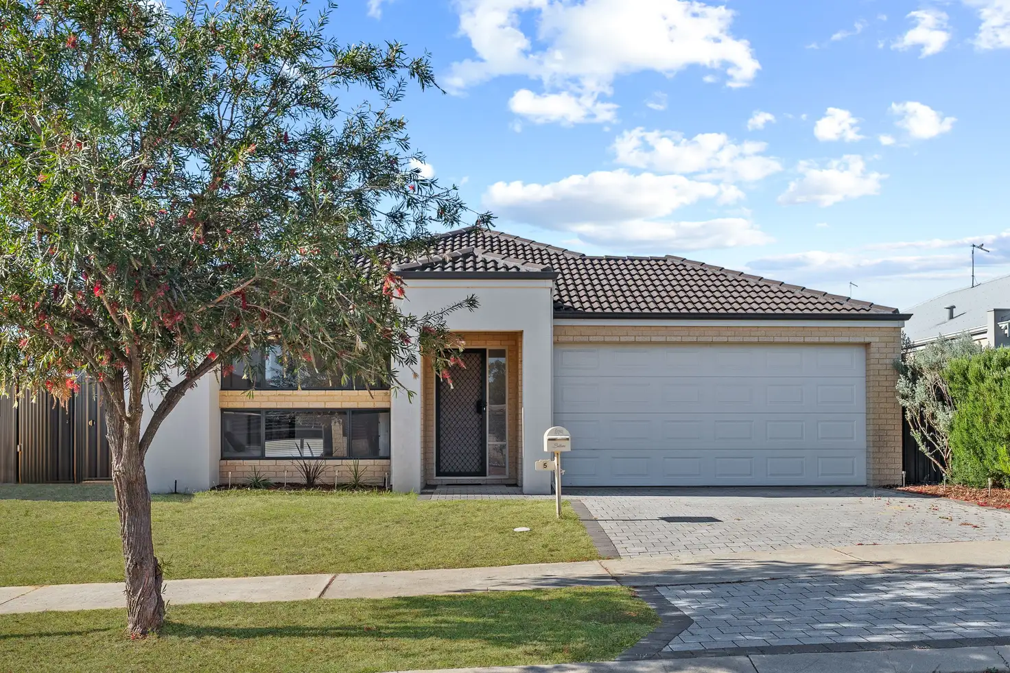Main view of Homely house listing, 5 REUSHAW Link, Baldivis WA 6171