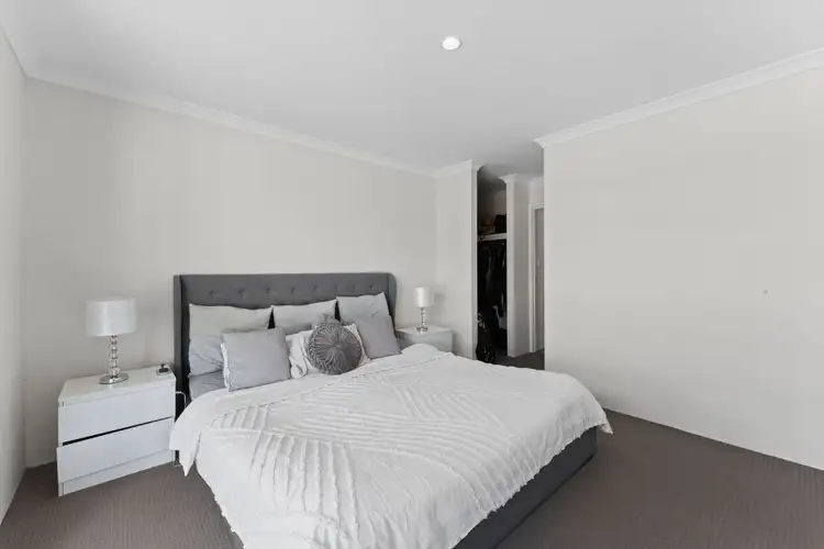 Sixth view of Homely house listing, 5 REUSHAW Link, Baldivis WA 6171