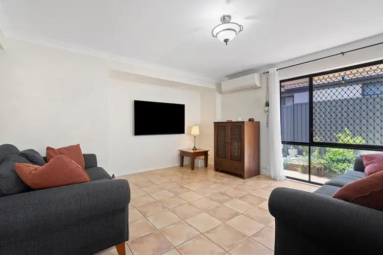 Second view of Homely house listing, 20 Pinedale Crescent, Parkinson QLD 4115