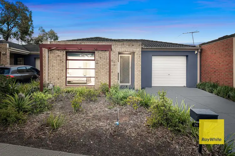 Second view of Homely house listing, 76 Edgevale Way, Tarneit VIC 3029