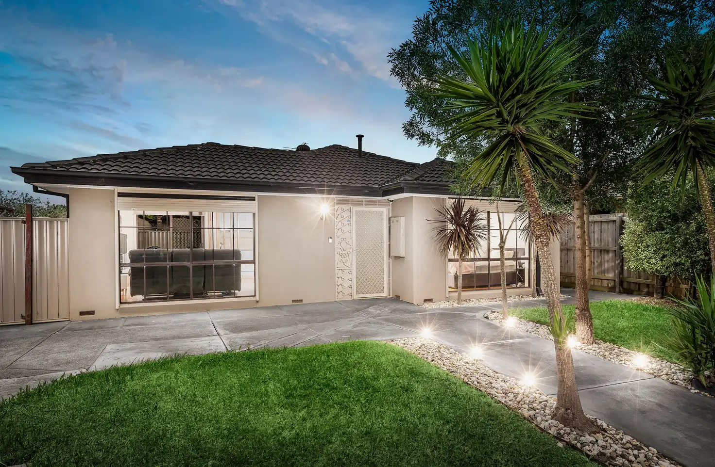 Main view of Homely unit listing, 1/25 Hinkler Drive, Mill Park VIC 3082