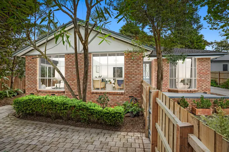 Main view of Homely unit listing, 1/25 Ruskin Avenue, Croydon VIC 3136