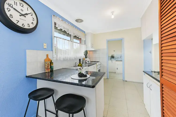 Fifth view of Homely house listing, 2 Mallawa Court, Burwood East VIC 3151