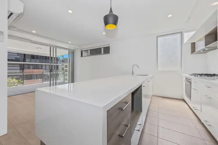 Main view of Homely unit listing, 10208/16 Edmondstone Street, South Brisbane QLD 4101