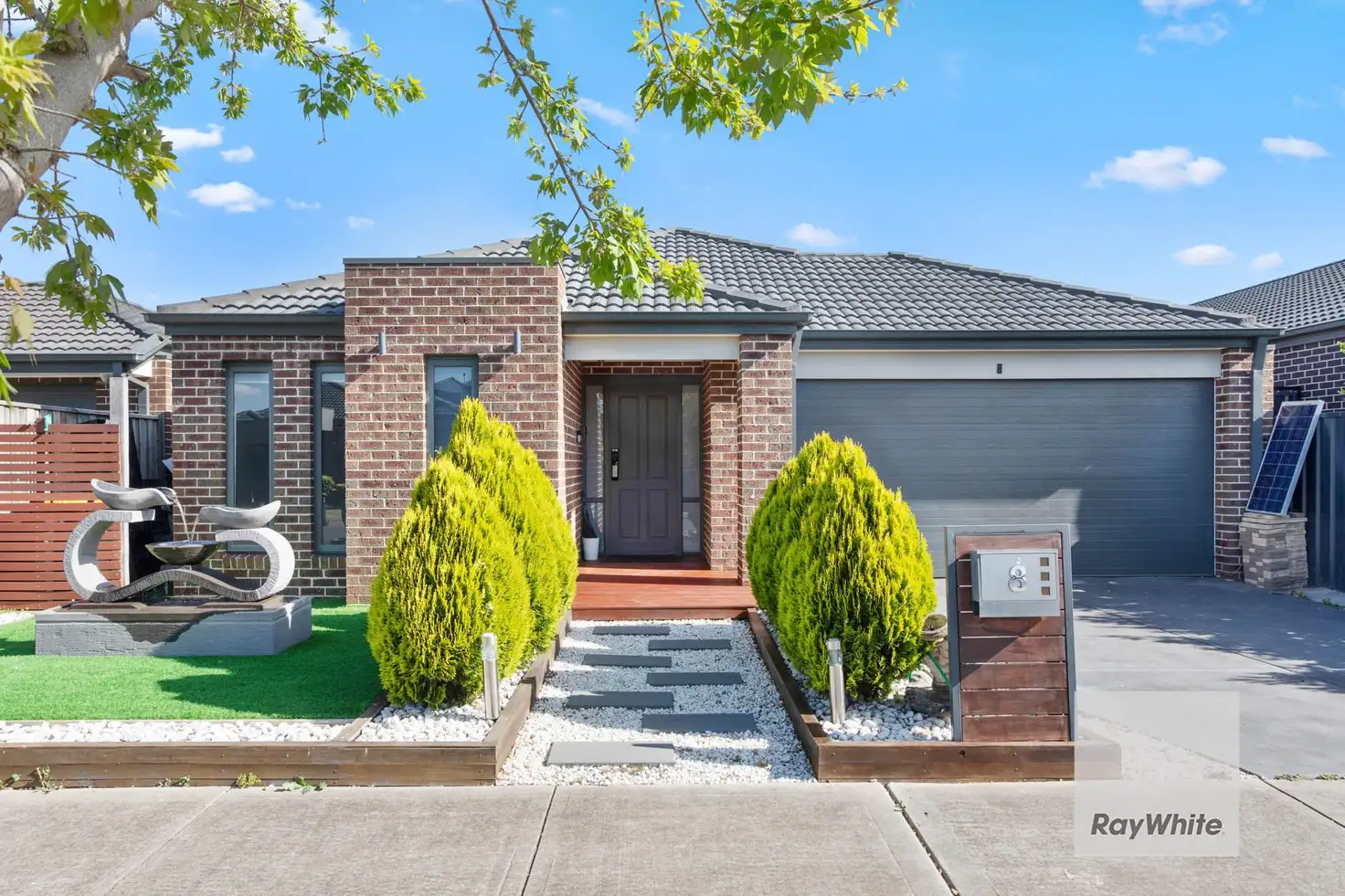 Main view of Homely house listing, 8 Aubisque Close, Fraser Rise VIC 3336