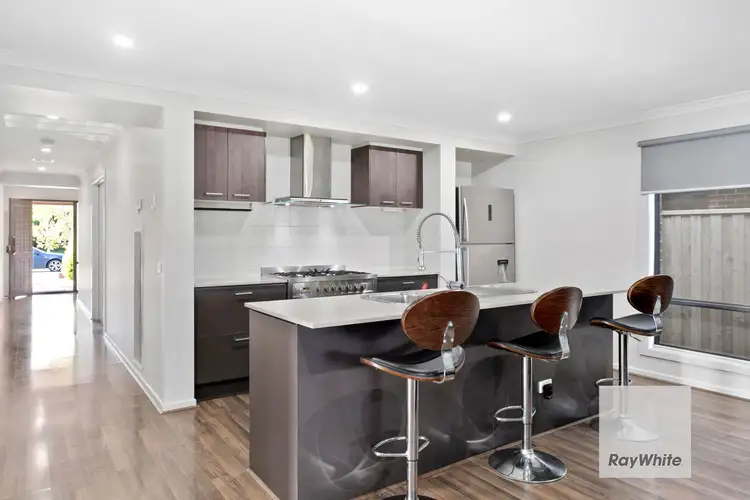 Second view of Homely house listing, 8 Aubisque Close, Fraser Rise VIC 3336