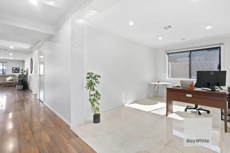 Fourth view of Homely house listing, 8 Aubisque Close, Fraser Rise VIC 3336