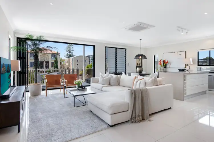 Fifth view of Homely semi-detached listing, 2/44 Seagull Avenue, Mermaid Beach QLD 4218