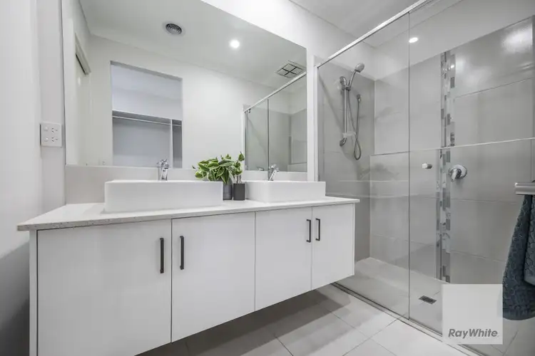Fourth view of Homely house listing, 3 Scatter Road, Fraser Rise VIC 3336
