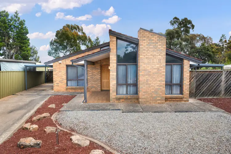 31 Wanbi Court, Craigmore SA 5114