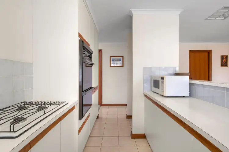 Sixth view of Homely house listing, 31 Wanbi Court, Craigmore SA 5114