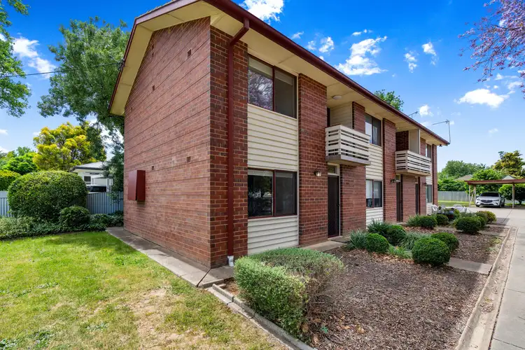 Main view of Homely unit listing, 1/17 Cochrane Street, Kooringal NSW 2650