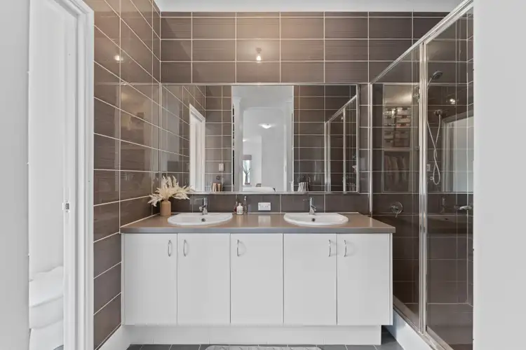 Seventh view of Homely house listing, 16 Parakeet Bend, Baldivis WA 6171