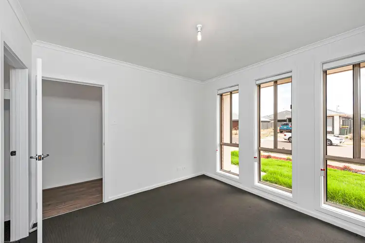 Fifth view of Homely house listing, 10 Robertson Street, Evanston Gardens SA 5116