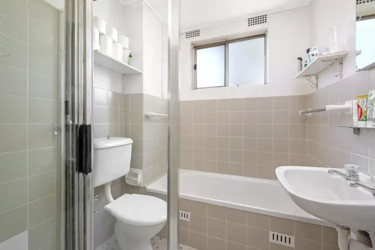 Sixth view of Homely unit listing, 5/17 Thurlow Street, Riverwood NSW 2210