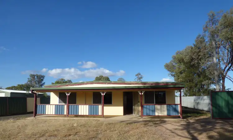 174 Duke Street, Roma QLD 4455
