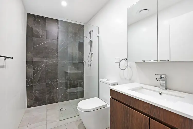 Sixth view of Homely unit listing, 202/98 Lakeside Parade, Jordan Springs NSW 2747