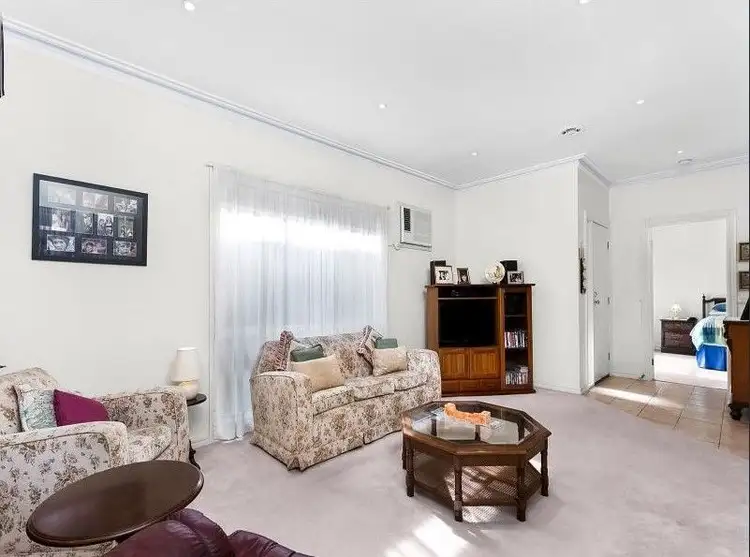 Fourth view of Homely unit listing, 2/19 Mark Street, Keilor East VIC 3033