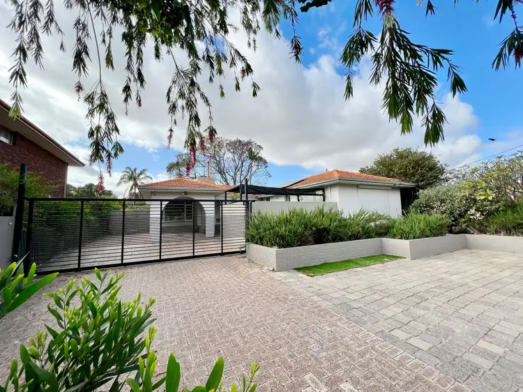 296 Alexander Drive, Dianella WA 6059