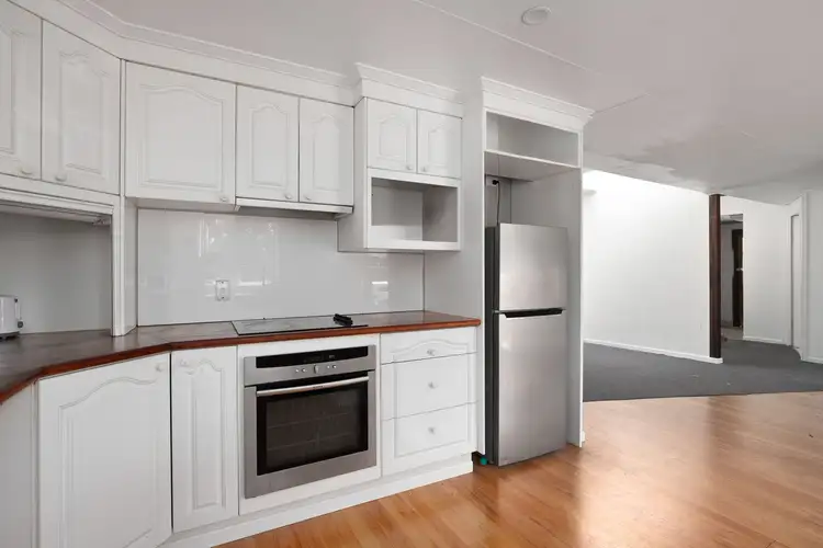 Sixth view of Homely house listing, 6 Hall Place, Emerald QLD 4720