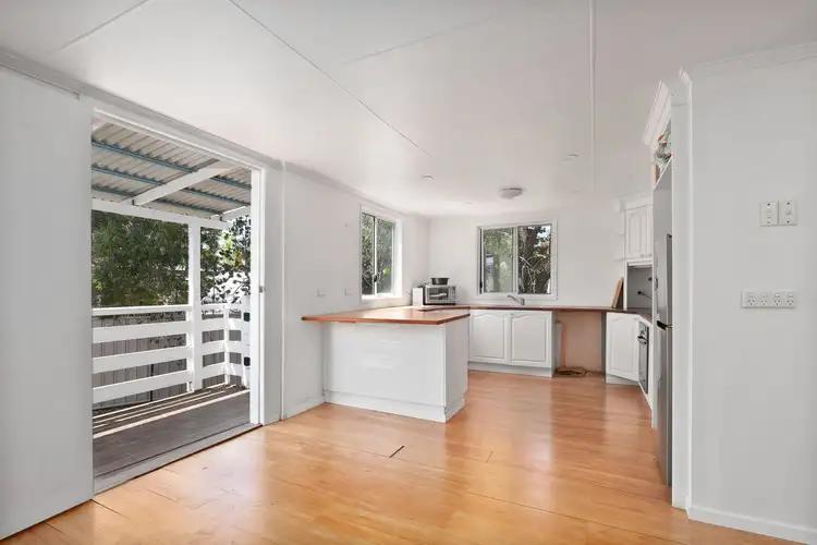 Seventh view of Homely house listing, 6 Hall Place, Emerald QLD 4720