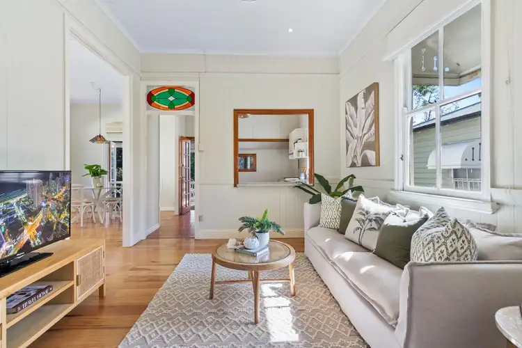 54 Cronin Street, Annerley QLD 4103