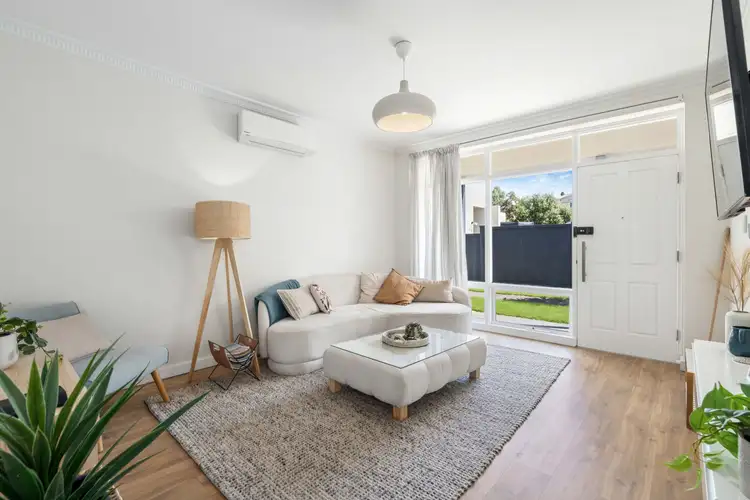 4/241 Esplanade, Henley Beach SA 5022