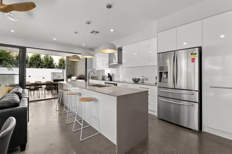 Fourth view of Homely semi-detached listing, 1/16 Ikkina Road, Burleigh Heads QLD 4220