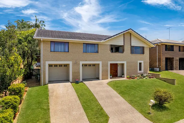 Second view of Homely house listing, 7 Cornflower Street, Mansfield QLD 4122