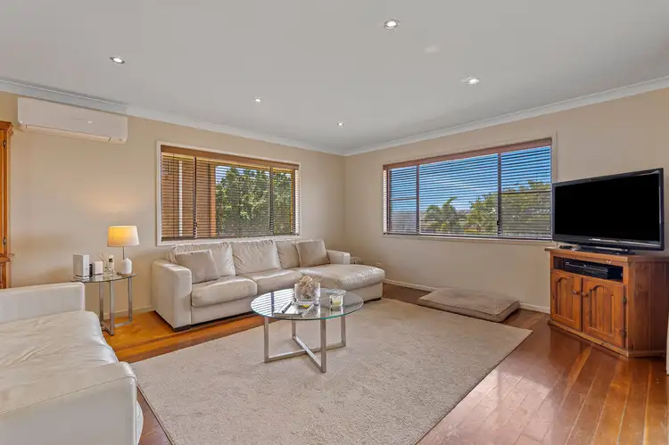 Third view of Homely house listing, 7 Cornflower Street, Mansfield QLD 4122