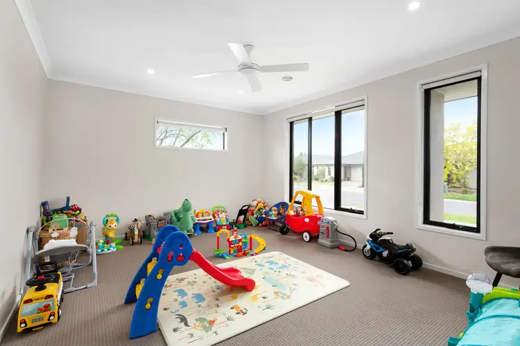 Fifth view of Homely house listing, 17 Litoria Way, Kalkallo VIC 3064